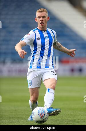 Lewis O'Brien, de la ville de Huddersfield, lors du match de championnat Sky Bet au stade John Smith, Huddersfield. Banque D'Images