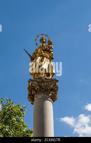 Statue de Marie avec Jésus, Ptuj, Slovénie Banque D'Images