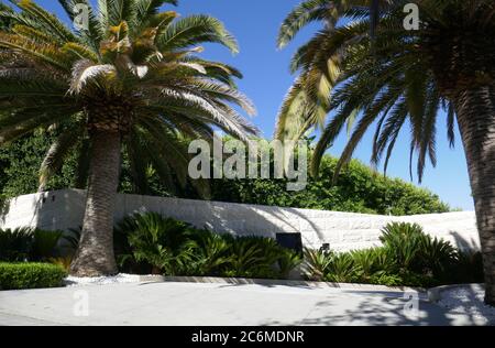 Los Angeles, Californie, États-Unis 10th juillet 2020 Une vue générale de l'atmosphère de l'ancienne maison de l'actrice Judy Garland et de Snger Beyonce et Rapper Jay Z's Home/Estate au 924 Bel Air Road sur 10 juillet 2020 à Bel Air, Los Angeles, Californie, États-Unis. Photo par Barry King/Alay stock photo Banque D'Images