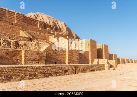 Entrée du complexe historique Chogha Zanbil. Aussi connu sous le nom de dur Untash est ancienne construction d'Elamite dans la province de Khuzestan en Iran, nerby SUS Banque D'Images