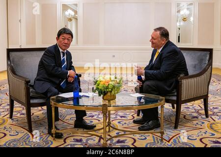 Le secrétaire d'État américain Michael R. Pompeo rencontre le ministre japonais des Affaires étrangères Toshimitsu Motegi sur les marges de l'AGNU. Septembre 2019 Banque D'Images