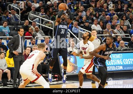 Le joueur Orlando Magic Terrence Ross #31 tire un trois points au Amway Centre à Orlando en Floride le samedi 1er février 2020. Crédit photo : Marty Jean-Louis au Amway Centre à Orlando, Floride, le samedi 1er février 2020. Crédit photo : Marty Jean-Louis Banque D'Images