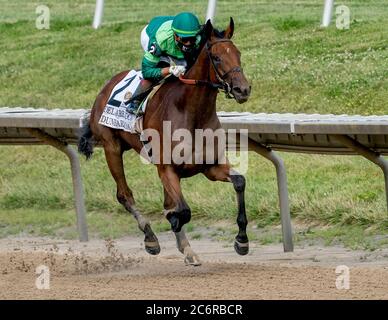 New Stanton, DE, États-Unis. 11 juillet 2020. 11 juillet 2020 : Dunbar Road #2, monté par Irad Ortiz, Jr., remporte le Delaware handicap sur Delaware handicap Day au Delaware Park à New Stanton, Delaware. Scott Serio/Eclipse Sportswire/CSM/Alamy Live News Banque D'Images