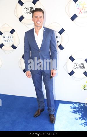 James Tobin arrive sur le tapis bleu pour la collecte de fonds annuelle Wharf4Ward de la Sony Foundation à Woolloomooloo Wharf, Cowper Wharf Road à Sydney. Banque D'Images