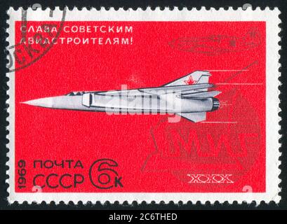 RUSSIE - VERS 1969 : timbre imprimé par la Russie, montre l'avion, vers 1969 Banque D'Images