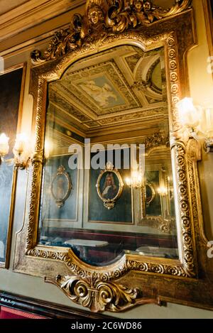 Intérieur, Sala degli Uomini Illystri (salle des illustres hommes), Caffe Florian, Procuratie Nuove, Piazza San Marco, Venise, Vénétie, Italie Banque D'Images