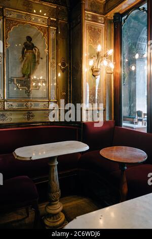 Intérieur, Sala orientale (salle orientale), Caffe Florian, Procuratie Nuove, Piazza San Marco, Venise, Vénétie, Italie Banque D'Images