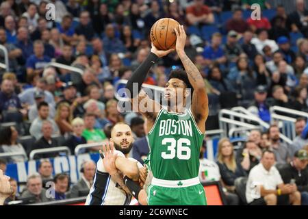 Marcus Smart #36, joueur de Boston Celtics, tire trois points au Amway Center le vendredi 24 janvier 2020 à Orlando, en Floride. Crédit photo: Marty Banque D'Images