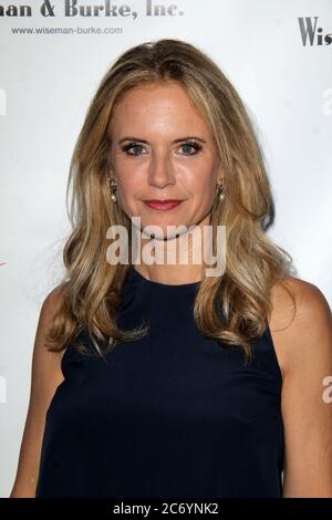 Hollywood, Californie 21 septembre 2020. Kelly Preston aux Human Rights Hero Awards présentés par la Fondation Marisol Nichols pour un monde sans esclavage et la Jeunesse pour l'internationale des droits de l'homme à Beso le 21 septembre 2015 à Hollywood, Californie. Crédit : David Edwards/Media Punch/Alay Live News Banque D'Images