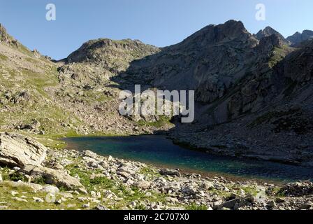 Lac de Fenestre dans le Parc National du Mercantour en haute Vésubie en été en France Banque D'Images