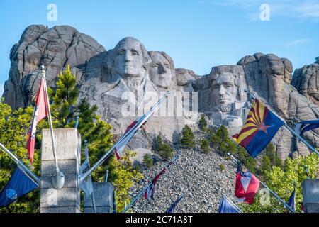 Site d'intérêt et sculpture célèbres - Monument national du Mont Rushmore, près de Keystone, Dakota du Sud - Etats-Unis. Banque D'Images