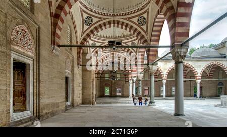 Edirne, Turquie - Mai 2014 vue sur les murs intérieurs de la mosquée Selimiye, le chef-d'œuvre du célèbre architecte Mimar Sinan et l'un des plus hauts faits Banque D'Images