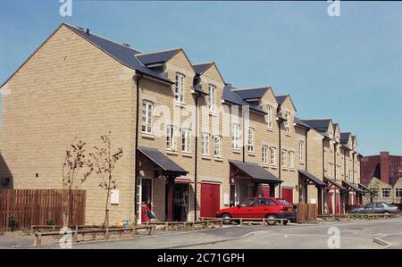 North British Housing Association, social homes, Longwood Huddersfield, West Yorkshire, Northern England, UK en 1997 Banque D'Images