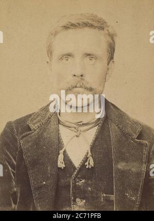 Moreau. Louis. 40 ans, n&#xe9 ; le 22/10/53 &#xe0 ; Villiers (ni&#xe8 ; vre). Taille de pierre. Anarchiste. 2/7/94. , 1894. Banque D'Images