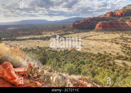 Vue sur le sentier de Doe Mountain à Sedona, Arizona, États-Unis Banque D'Images