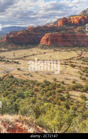 Une scène de sentier vertical de Doe Mountain à Sedona, Arizona, États-Unis Banque D'Images