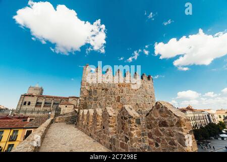 01 octobre 2018 : Avila, Castille et Leon, Espagne. Château médiéval d'Avila de l'intérieur. Banque D'Images