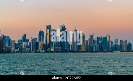 Doha, Qatar - février 2019 : panorama urbain de Doha Qatar avec gratte-ciel Banque D'Images