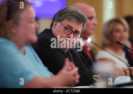 Washington, États-Unis. 13 juillet 2020. LE procureur général DES ÉTATS-UNIS William Barr participe à une table ronde avec des intervenants positivement touchés par les forces de l'ordre dans la salle bleue de la Maison Blanche le 13 juillet 2020 à Washington, DC. (Photo d'Oliver Contreras/SIPA USA) crédit: SIPA USA/Alay Live News Banque D'Images