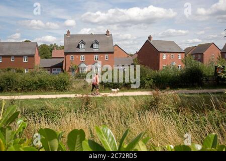 Long Marston Garden Village, projet de développement de la communauté de 4000 maisons attrayantes bien conçues de haute qualité sur l'ancien site de friches industrielles wi Banque D'Images