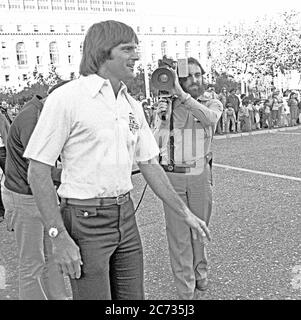 Bruce Jenner reçoit une couverture médiatique à San Francisco, Californie, novembre 1978 Banque D'Images