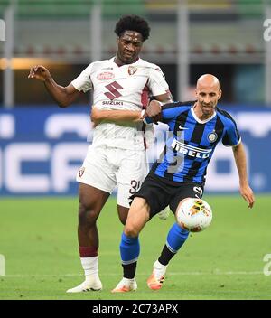 La Grande Librairie 6 Juillet 2022 Valise Ola Aina du FC Torino en action pendant la série Un match de 2022/23