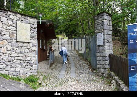 Italie, Lombardie, Parc National des pétroglyphes de Naquane Capo di Ponte, Valcamonica Banque D'Images