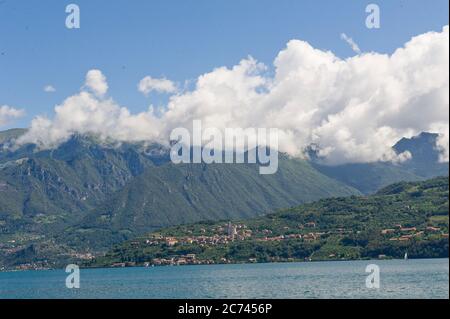 Europa, Italie, Lombardie, lac d'Iseo, vue de Siviano, Monte Isola, Banque D'Images