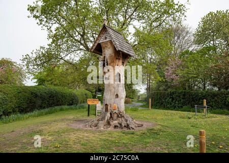 L'arbre de l'imagination, Bas-Pévers, Knutsford. Cheshire. Banque D'Images