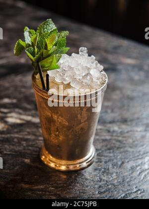 Cocktail Mint julep Banque D'Images