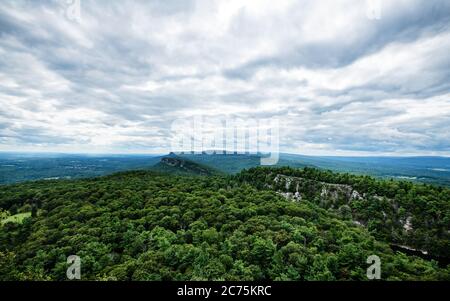 Mohonk Preserve Outlook, Catskill Mountains, État de New York Banque D'Images