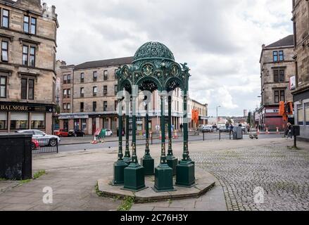 Fontaine de Saracen Cross restaurée à Possilpark, Glasgow, Écosse Banque D'Images