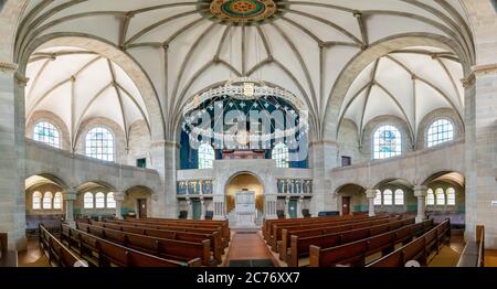 Bâle, BL / Suisse - 8 juillet 2020 : vue intérieure de l'église historique Pauluskirche dans le centre de Bâle Banque D'Images
