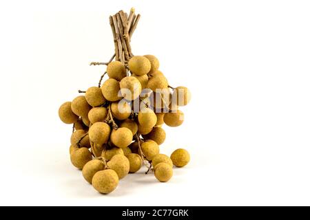 longan frais isolé sur fond blanc Banque D'Images