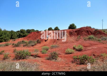 Otrante - Tutista lungo il sentiero della cava di bauxite Banque D'Images