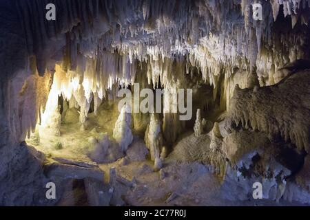 Grottes de Castellana (grotte di Castellana) dans la région des Pouilles, en Italie Banque D'Images