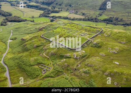 Le fort romain de HardKnott est un site archéologique, les vestiges du fort romain de Mediobogdum, situé sur le côté ouest du col de HardKnot dans l'Eng Banque D'Images