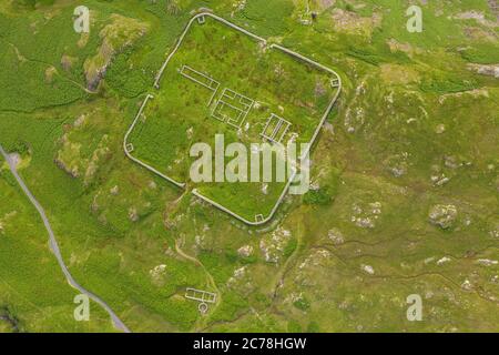 Le fort romain de HardKnott est un site archéologique, les vestiges du fort romain de Mediobogdum, situé sur le côté ouest du col de HardKnot dans l'Eng Banque D'Images