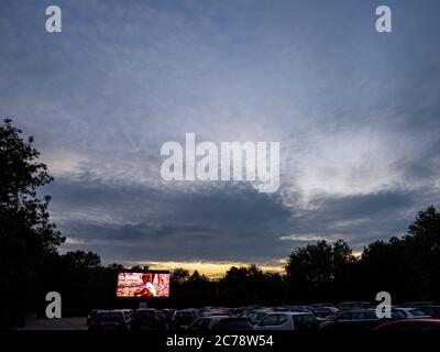 Visiteurs à la conduite de projection de Jaws au palais Alexandra dans le nord de Londres. Banque D'Images