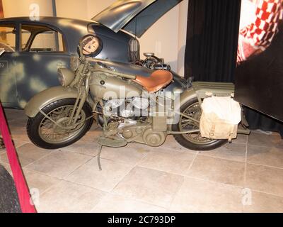 1942 Harley Davidson WLA - le musée de l'automobile royale