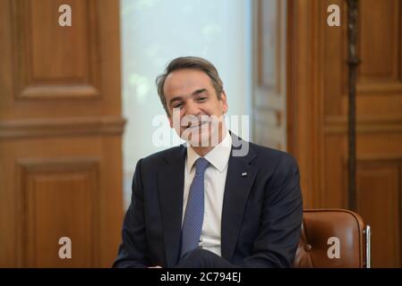Athènes, Grèce. 14 juillet 2020. Le Premier ministre grec Kyriakos Mitsotakis, lors de la rencontre avec le président de la République de Chypre, Nicos Anastasiades, à Athènes, en Grèce, le 14 juillet 2020. (Photo par Dimitrios Karvountzis/Pacific Press/Sipa USA) crédit: SIPA USA/Alay Live News Banque D'Images