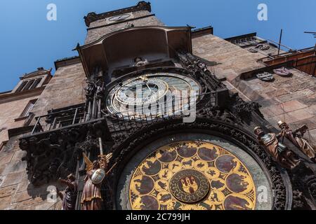 L'horloge astronomique de Prague ou Orloj de Prague, vue rapprochée. C'est une horloge astronomique médiévale située à Prague, la capitale de la République tchèque Banque D'Images