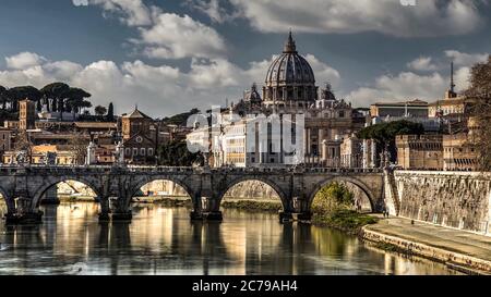 Paysage urbain coloré et étonnant de Rome, en Italie Banque D'Images