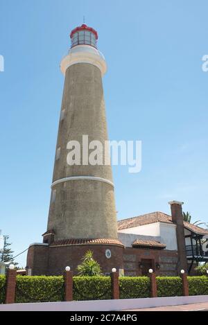 Punta del Este, Maldonado / Uruguay; 1er janvier 2019: Phare de 25 mètres construit en 1860 avec des matériaux d'Europe Banque D'Images