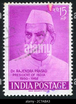 INDE - VERS 1962: Timbre imprimé par l'Inde, montre Dr. Rajendra Prasad, vers 1962 Banque D'Images