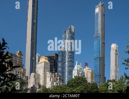 Central Park avec le New York City Midtown Skyline en arrière-plan, USA Banque D'Images