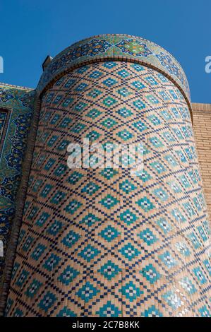 Détail du tillwork coloré au Nodir Devon Begi Madrasasi à Boukhara, Ouzbékistan. Banque D'Images