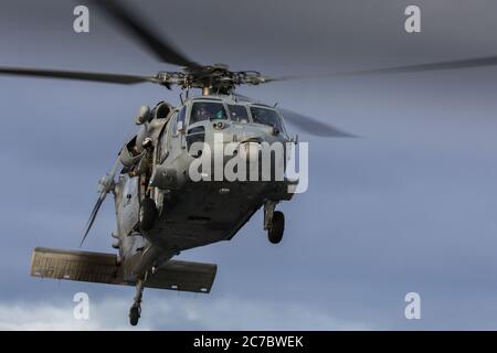 HÉLICOPTÈRE Seahawk Sikorsky MH60 DE la Marine AMÉRICAINE Banque D'Images