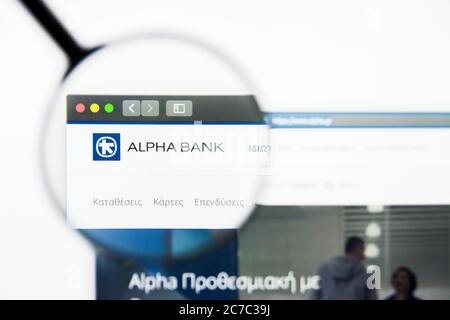 Los Angeles, Californie, Etats-Unis - 5 avril 2019 : éditorial illustratif de la page d'accueil du site Internet d'Alpha Bank. Logo Alpha Bank visible sur l'écran. Banque D'Images