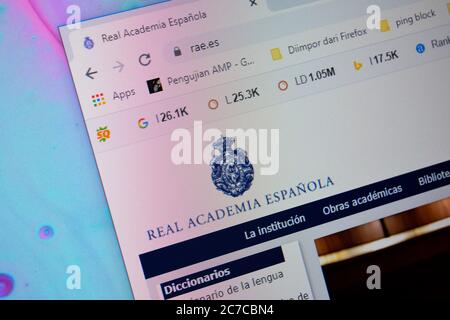 Page d'accueil du site Real Academia Espanola sur écran d'ordinateur. Bekasi, juillet 16 2020 Banque D'Images